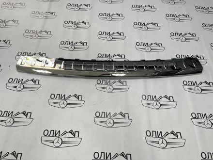 Хром накладка молдинг заднего бампера Mercedes GL x166 GLS  x166 A1668840190  A 166 884 01 90